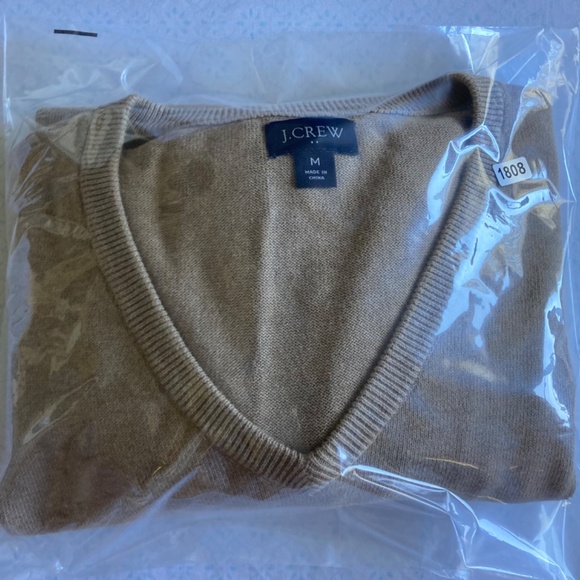 J.Crew men’s sweater - Picture 7 of 7